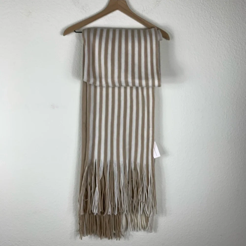 Anthropologie Fringe Wrap Scarf – NWT – One Size – Tan/White